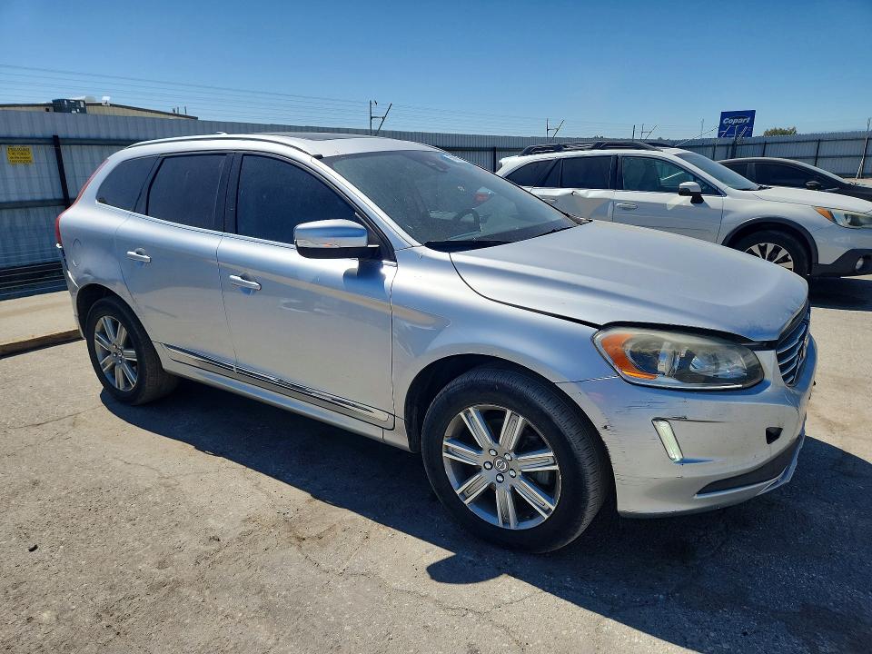 2017 Volvo Xc60 VIN YV440MRU4H2001907 COPART salvage auction — SIDE, CA - SALVAGE CERTIFICATE, sold $1,150 on 2026-08-04 (photo 4)