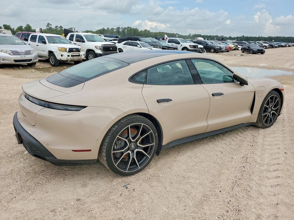 2024 Porsche Taycan VIN WP0AA2Y10RSA10817 COPART salvage auction — WATER/FLOOD, TX - SALVAGE TITLE-FLOOD DAMAGE, sold $32,000 on 2026-07-28 (photo 3)