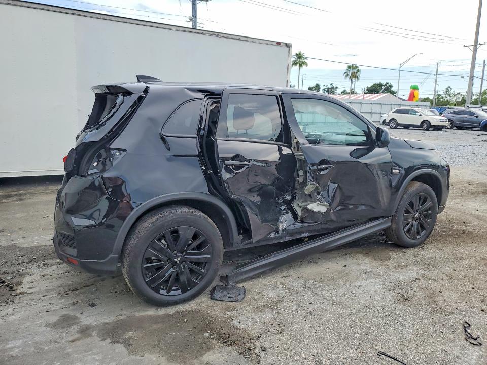 2026 Mitsubishi Outlander VIN JA4ARUAU0TU003801 COPART salvage auction — REAR END, Fl - Certificate Of Destruction, sold $3,100 on 2026-09-11 (photo 3)