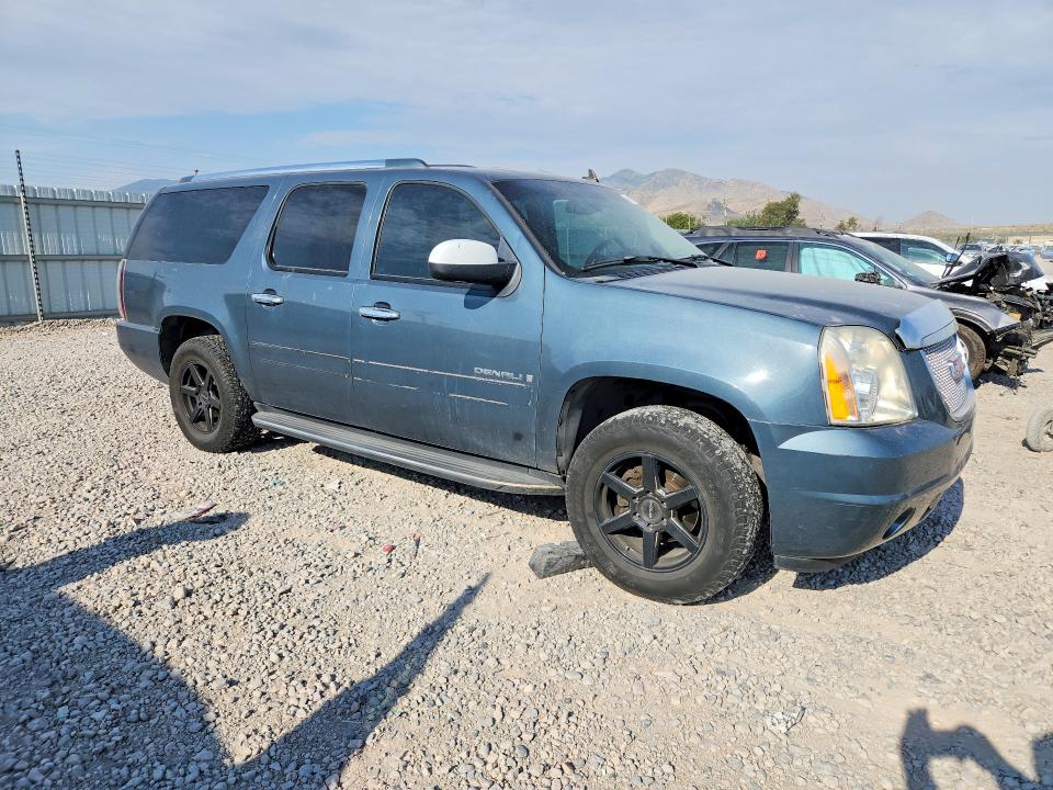 2007 Gmc Yukon xl VIN 1GKFK66827J225338 COPART salvage auction — MINOR DENT/SCRATCHES, Ut - Certificate Of Title, sold $1,050 on 2026-07-24 (photo 4)