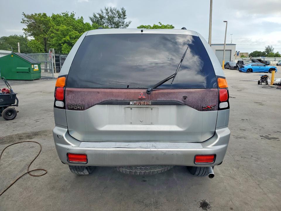 2001 Mitsubishi Montero VIN JA4LS31R71P054436 COPART salvage auction — FRONT END, FL - CERT OF TITLE SLVG REBUILDABLE, sold $500 on 2026-07-13 (photo 6)