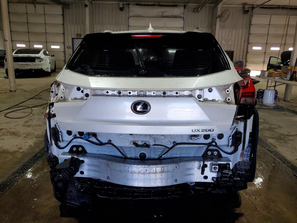 2019 Lexus VIN JTHY3JBH6K2018415 COPART salvage auction — SIDE, Pa - Certificate Of Salvage, sold $1,600 on 2026-07-27 (photo 6)