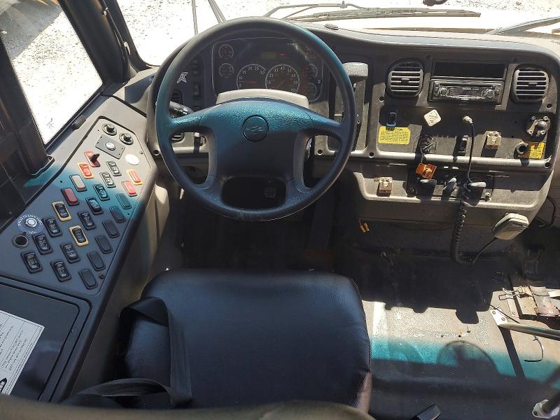 2012 Thomas School bus VIN 4UZABRDT4CCBK4975 COPART salvage auction — NORMAL WEAR, KS - CERTIFICATE OF TITLE, sold $2,000 on 2026-10-27 (photo 9)