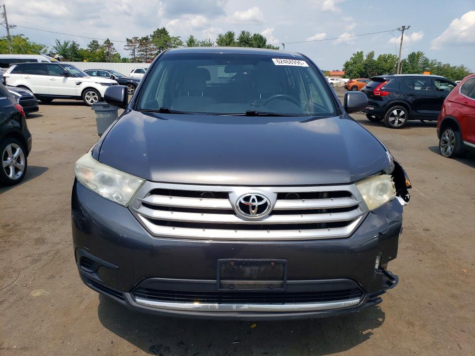 2013 Toyota Highlander VIN 5TDBK3EH1DS178814 COPART salvage auction — FRONT END, Ct - Certificate Of Title, sold $2,950 on 2026-07-31 (photo 5)