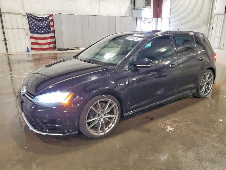 2017 Volkswagen Golf VIN WVWVF7AU6HW083991 — COPART salvage auction photo