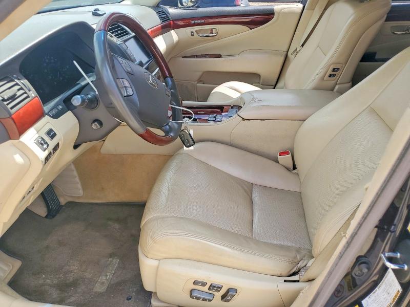 2010 Lexus Ls 460 VIN JTHGL5EF6A5040084 COPART salvage auction — WATER/FLOOD, FL - CERT OF TITLE-SLVG REBLD FLOOD, sold $100 on 2026-07-28 (photo 7)