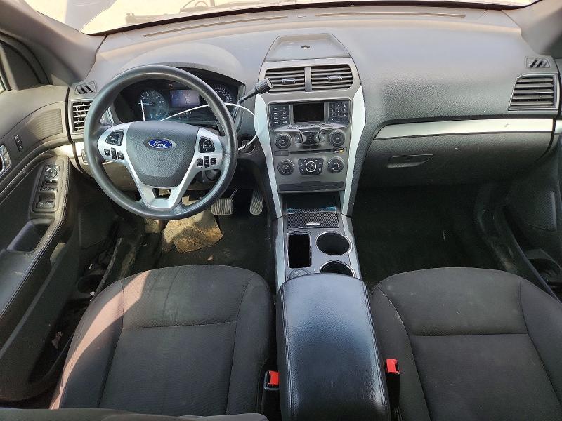 2015 Ford Explorer VIN 1FM5K8AR1FGC17970 COPART salvage auction — VANDALISM, Salvage Title, sold $825 on 2026-08-20 (photo 8)