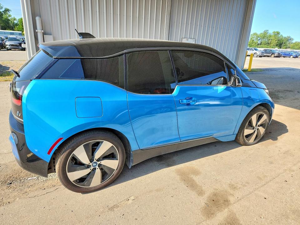 2018 BMW I3 VIN WBY7Z4C56JVD95486 COPART salvage auction — MINOR DENT/SCRATCHES, IN - CERTIFICATE OF TITLE (P), sold $1,200 on 2026-08-03 (photo 3)