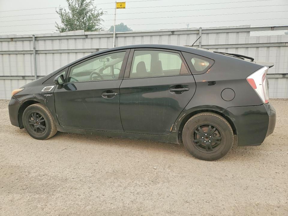 2012 Toyota Prius VIN JTDKN3DU4C5424491 COPART salvage auction — MINOR DENT/SCRATCHES, On - Permit No Brand - Unfit, sold $150 on 2026-07-30 (photo 2)