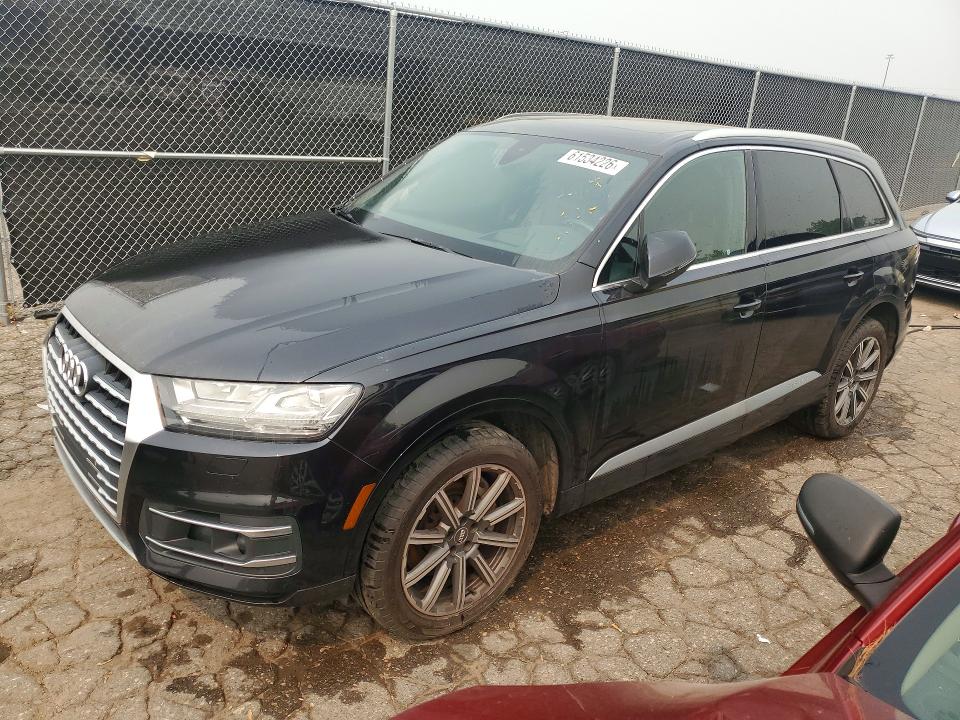 2018 Audi Q7 VIN WA1VAAF74JD005557 COPART salvage auction — MINOR DENT/SCRATCHES, Mi - Certificate Of Title, sold $1,600 on 2026-07-31 (photo 1)