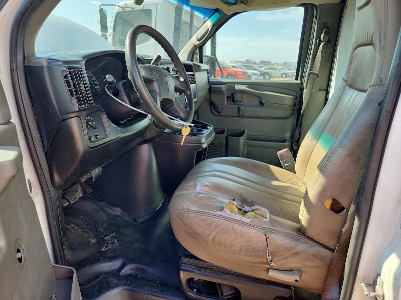 2007 Gmc Savana VIN 1GDGG31V171904395 COPART salvage auction — NORMAL WEAR, Az - Certificate Of Title, sold $325 on 2026-07-27 (photo 7)