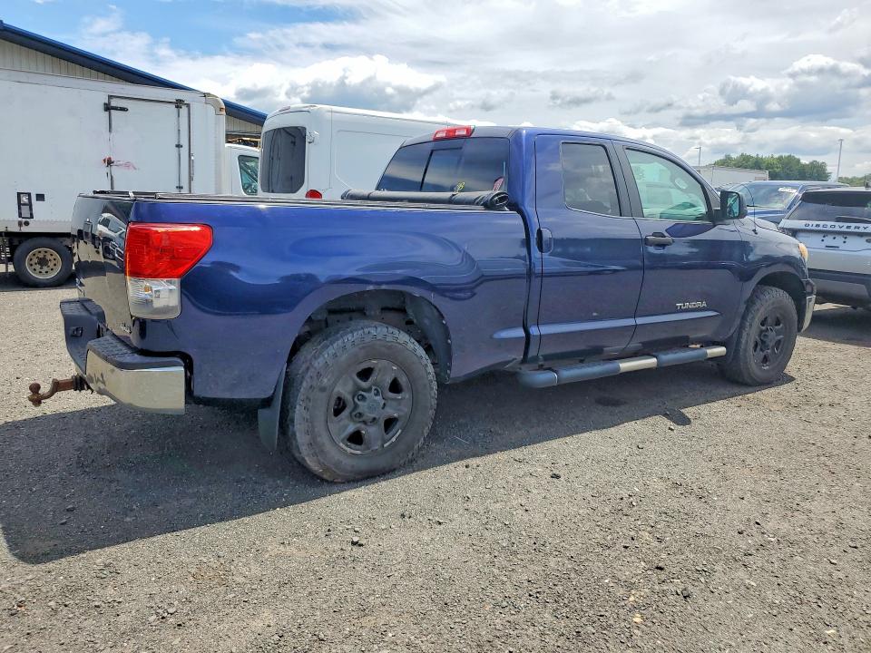 2011 Toyota Tundra VIN 5TFUM5F13BX023270 COPART salvage auction — MINOR DENT/SCRATCHES, CT - CERTIFICATE OF TITLE, sold $3,950 on 2026-07-27 (photo 3)