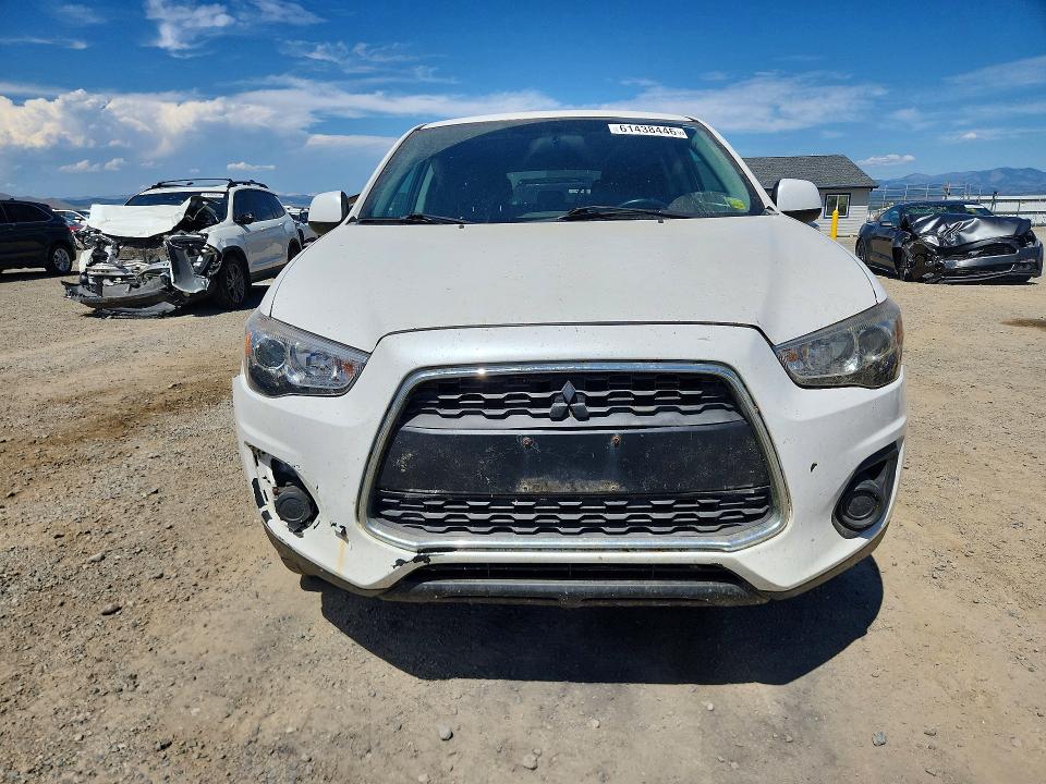 2015 Mitsubishi Outlander sport VIN 4A4AR3AWXFE046955 COPART salvage auction — NORMAL WEAR, MT - CERTIFICATE OF TITLE, sold $1,400 on 2026-08-02 (photo 5)