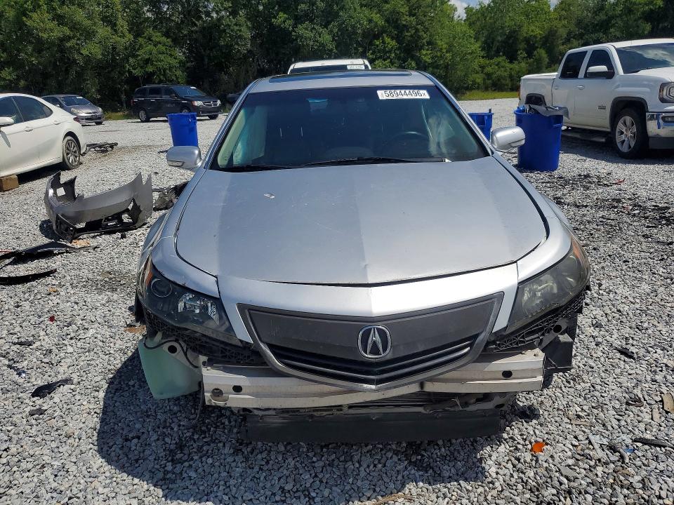 2013 Acura Tl VIN 19UUA8F34DA018565 COPART salvage auction — REAR END, TX - SALVAGE VEHICLE TITLE, sold $350 on 2026-08-03 (photo 5)