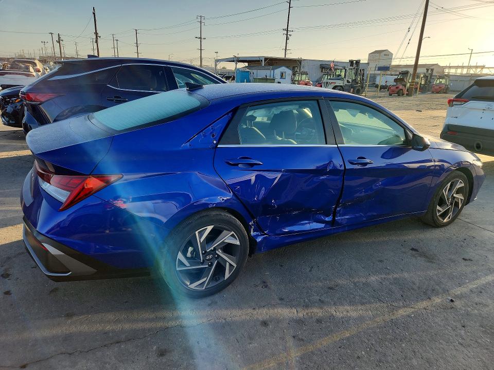 2025 Hyundai Elantra VIN KMHLS4DG3SU032597 COPART salvage auction — SIDE, Fl - Cert Of Title Slvg Rebuildable, sold $7,700 on 2026-07-29 (photo 3)