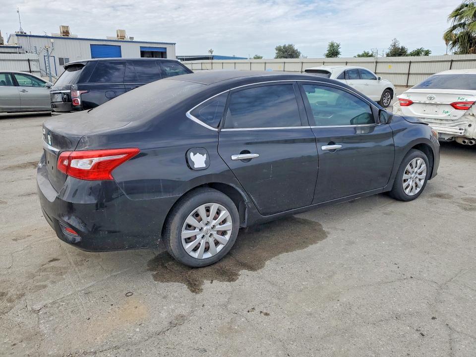 2017 Nissan Sentra VIN 3N1AB7AP0HY377080 COPART salvage auction — MINOR DENT/SCRATCHES, Salvage Title, sold $1,300 on 2026-07-17 (photo 3)