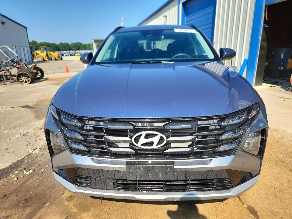 2026 Hyundai Tucson VIN 5NMJBCDE8TH673967 COPART salvage auction — REAR END, Tn - Certificate Of Title (P), sold $11,100 on 2026-07-27 (photo 5)