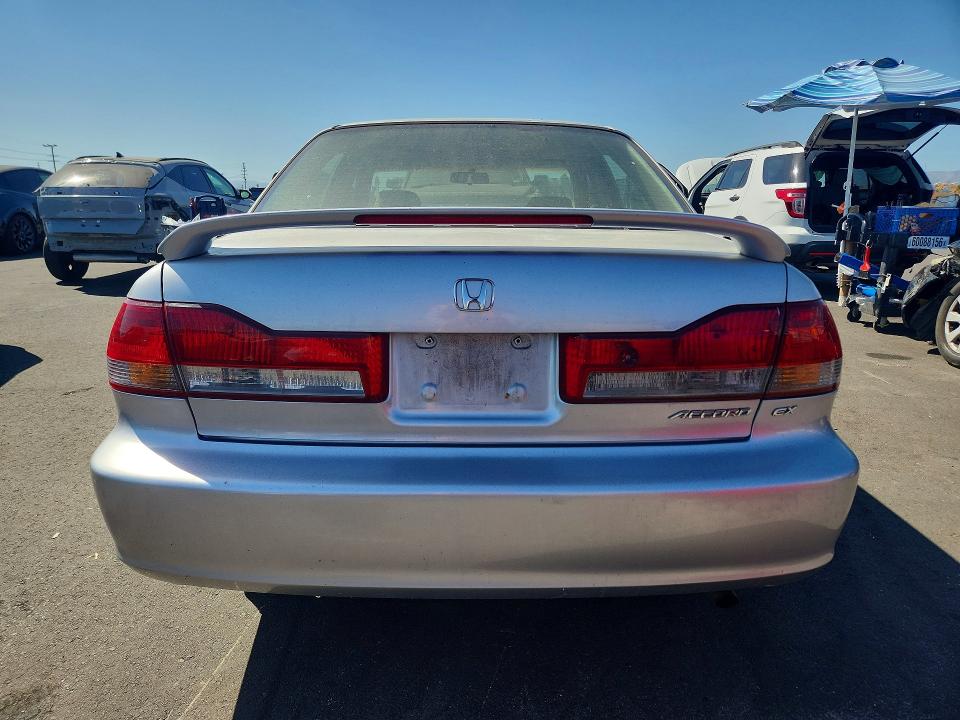 2001 Honda Accord VIN JHMCG66831C021853 COPART salvage auction — MINOR DENT/SCRATCHES, Ca - Dis/Dlr/Exp Only Clean Title, sold $993 on 2026-07-22 (photo 6)
