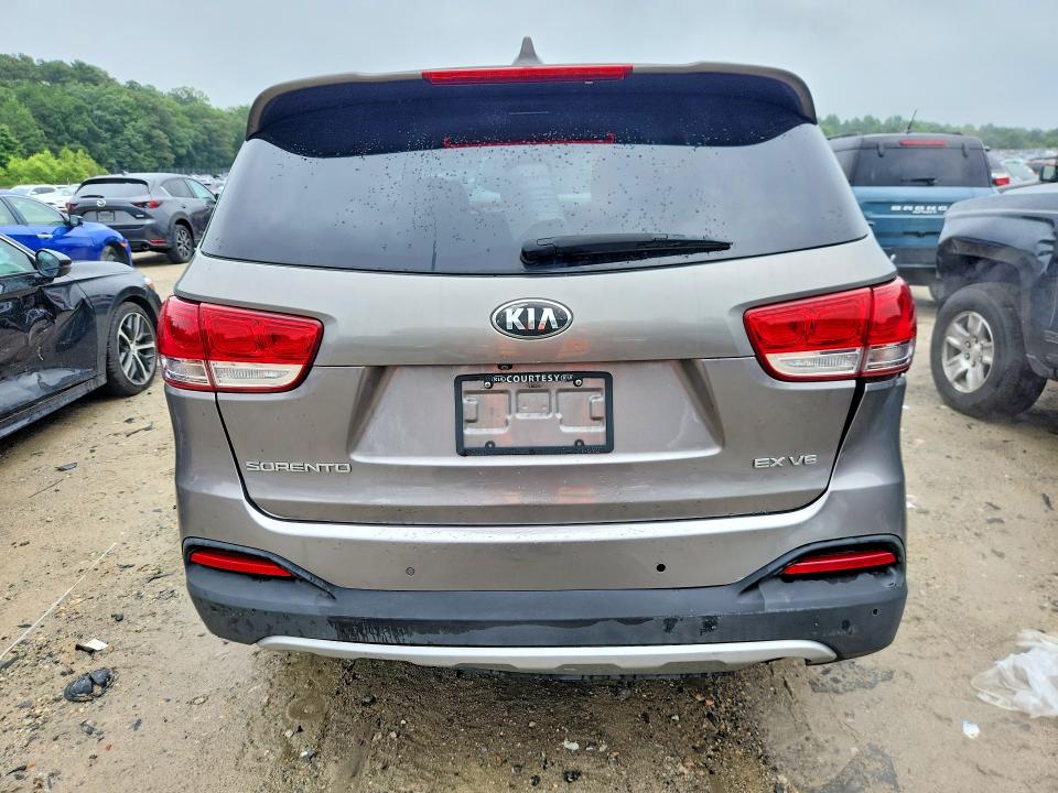 2016 Kia Sorento VIN 5XYPH4A58GG153285 COPART salvage auction — REAR END, Fl - Cert Of Title Slvg Rebuildable, sold $725 on 2026-07-14 (photo 6)
