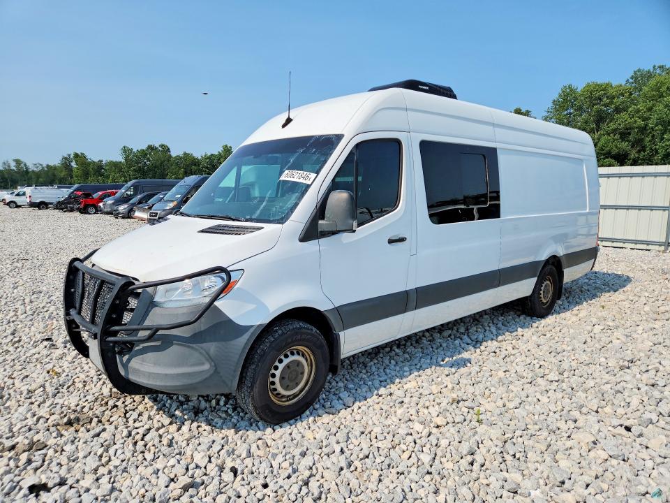 2019 Mercedes-benz Sprinter VIN WD4PF1CD9KP186218 COPART salvage auction — MECHANICAL, Fl - Certificate Of Title (P), sold $13,100 on 2026-07-28 (photo 1)