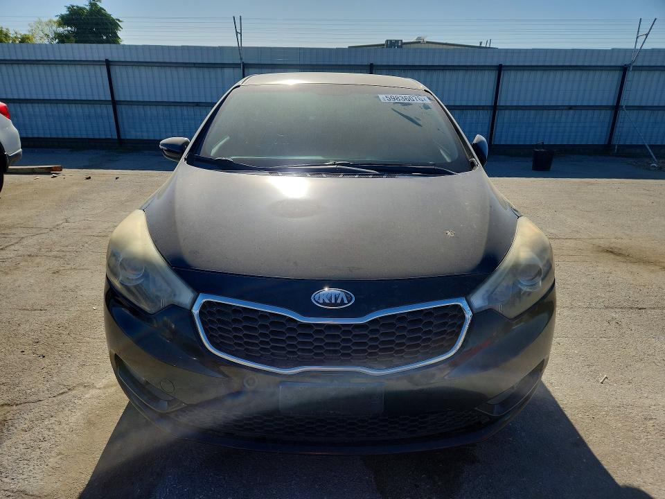 2014 Kia Forte VIN KNAFX4A88E5049102 COPART salvage auction — MECHANICAL, Ca - Dis/Dlr/Exp Only Clean Title, sold $800 on 2026-07-17 (photo 5)