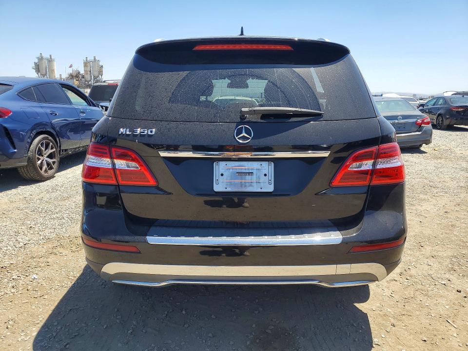 2013 Mercedes-benz M-klasse VIN 4JGDA5JB4DA102909 COPART salvage auction — MINOR DENT/SCRATCHES, Ca - Dis/Dlr/Exp Only Clean Title, sold $2,500 on 2026-07-10 (photo 6)