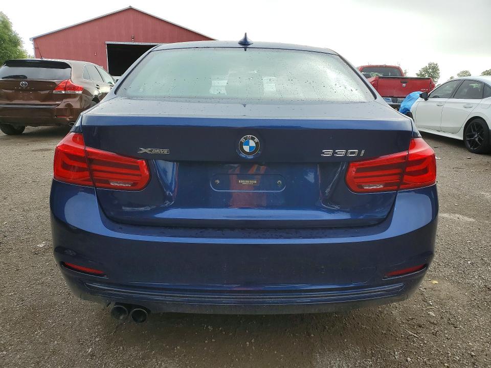2018 BMW 3 series VIN WBA8D9C51JEM31399 COPART salvage auction — WATER/FLOOD, ON - PERMIT NO BRAND - UNFIT, sold $3,600 on 2026-08-04 (photo 7)