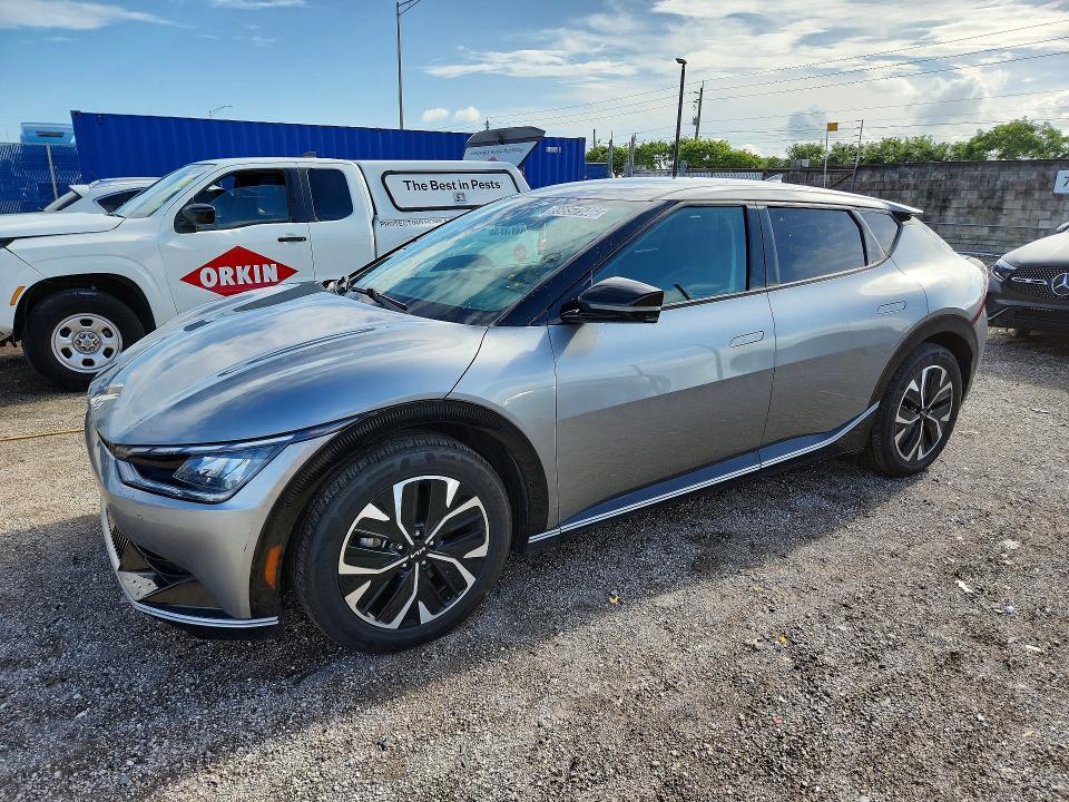 2023 Kia Ev6 VIN KNDC34LA5P5604642 COPART salvage auction — UNDERCARRIAGE, FL - CERTIFICATE OF TITLE, sold $8,700 on 2026-07-15 (photo 1)