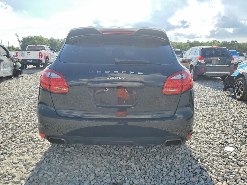 2014 Porsche Cayenne VIN WP1AA2A25ELA97424 COPART salvage auction — MINOR DENT/SCRATCHES, Salvage Title, sold $3,550 on 2026-07-24 (photo 6)