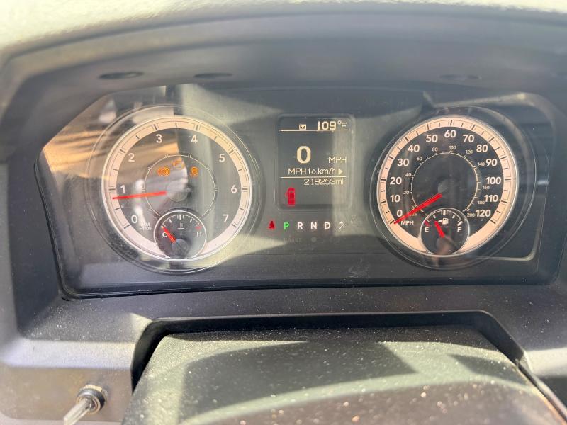 2018 Ram 2500 VIN 3C6UR4CJ4JG215145 COPART salvage auction — MINOR DENT/SCRATCHES, TX - CERTIFICATE OF TITLE (P), sold $3,522 on 2026-08-11 (photo 8)