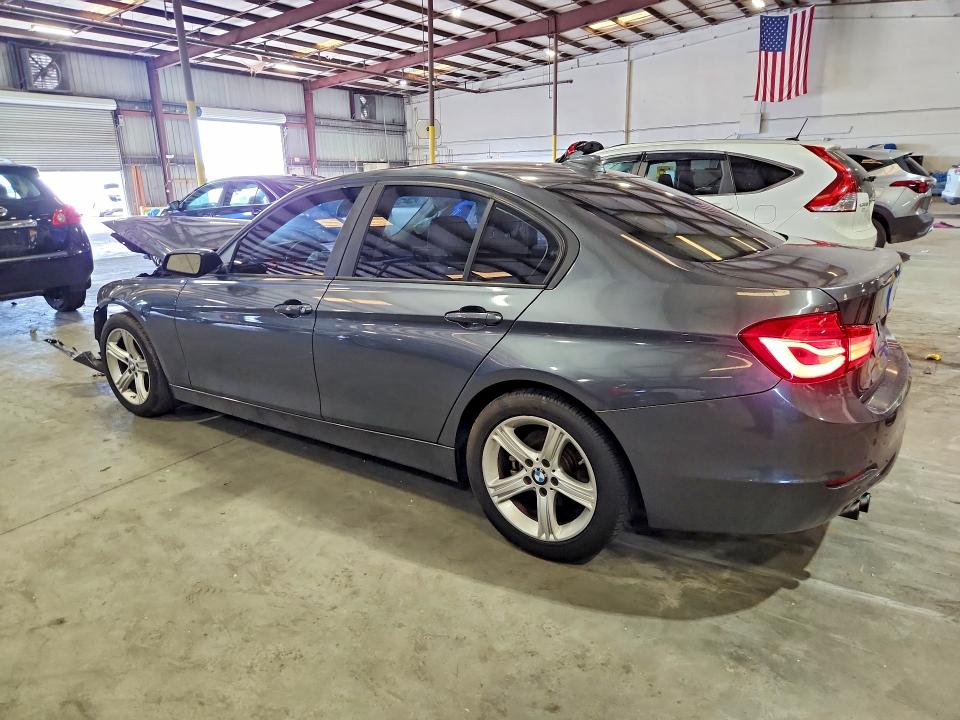 2014 BMW 3er VIN WBA3A5C55EJ464642 COPART salvage auction — FRONT END, Az - Cert Of Title - Salvage, sold $725 on 2026-07-29 (photo 2)
