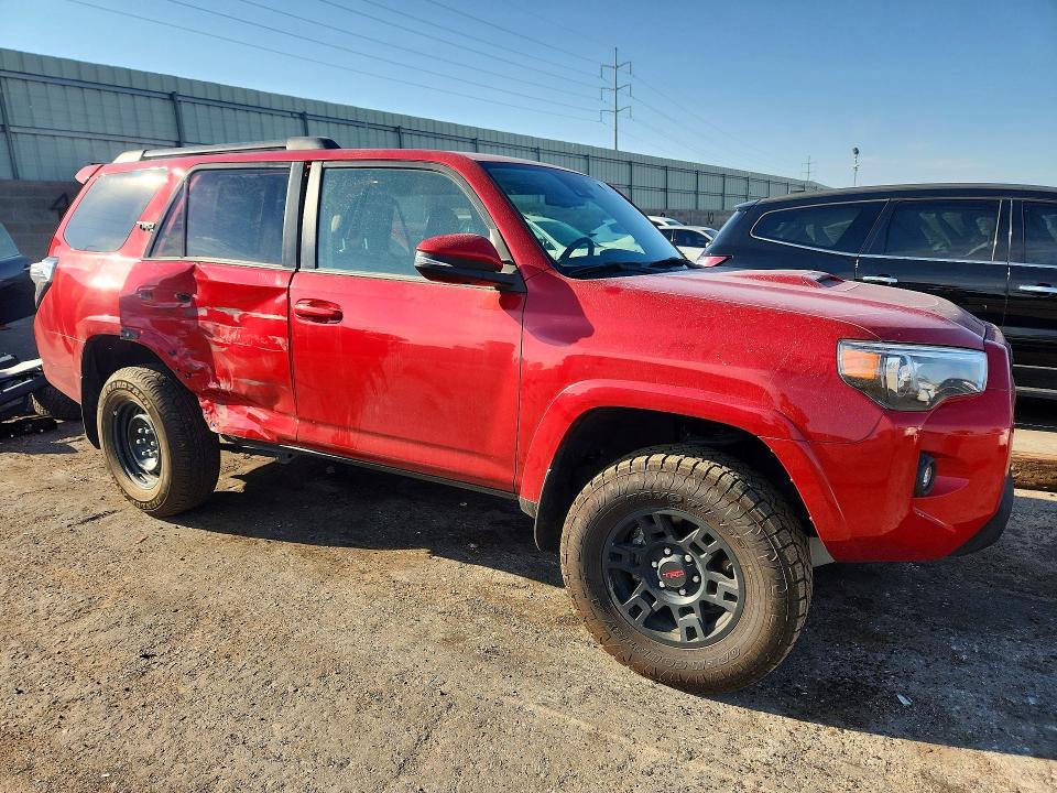 2024 Toyota 4runner VIN JTERU5JR8R6274347 COPART salvage auction — SIDE, Nm - Cert Of Title-Salvage, sold $425 on 2026-07-23 (photo 4)