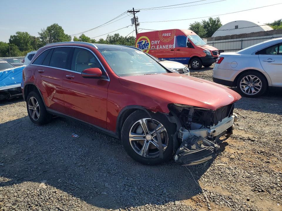 2017 Mercedes-benz Glc VIN WDC0G4KB8HF198220 COPART salvage auction — FRONT END, Wv - Certificate Of Title, sold $3,400 on 2026-08-07 (photo 4)