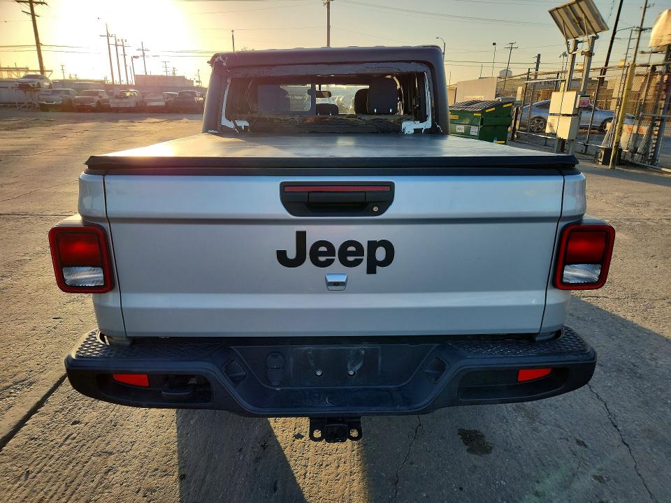 2022 Jeep Gladiator VIN 1C6HJTAGXNL138672 COPART salvage auction — FRONT END, TX - DIS/DLR/EXP ONLY SALVAGE TITLE (P), sold $13,900 on 2026-07-29 (photo 6)