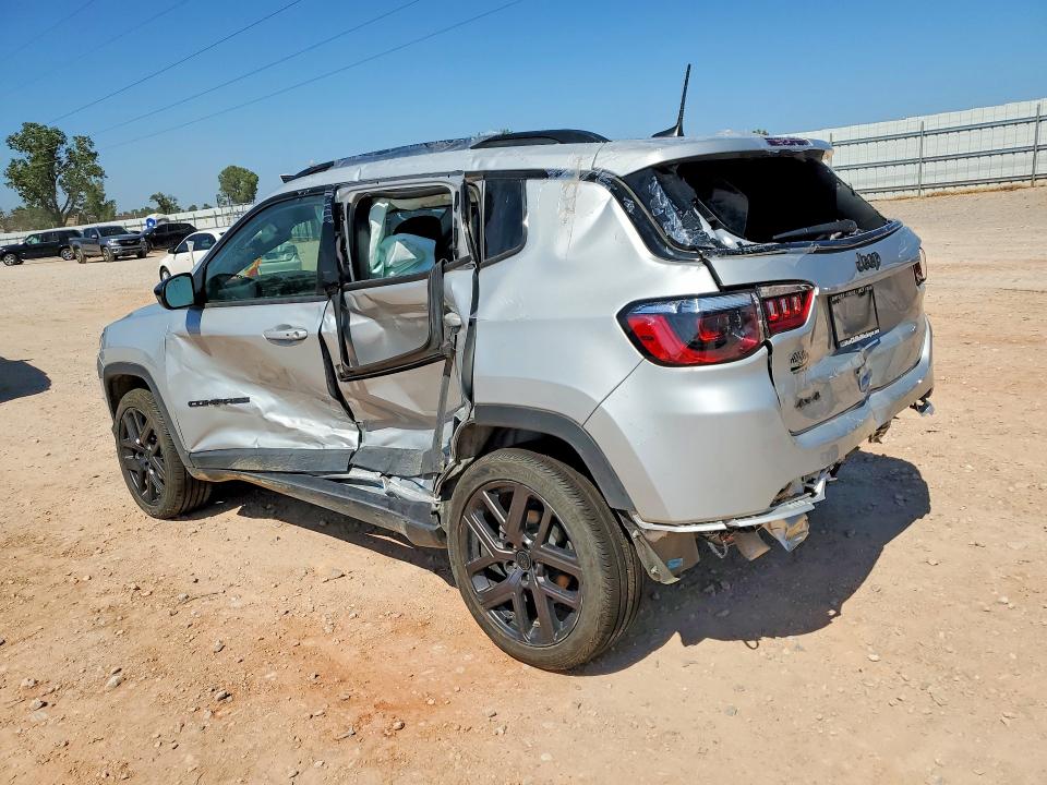 2026 Jeep Compass VIN 3C4NJDBN7TT201145 COPART salvage auction — SIDE, Ok - Certificate Of Title (P), sold $9,600 on 2026-09-10 (photo 2)