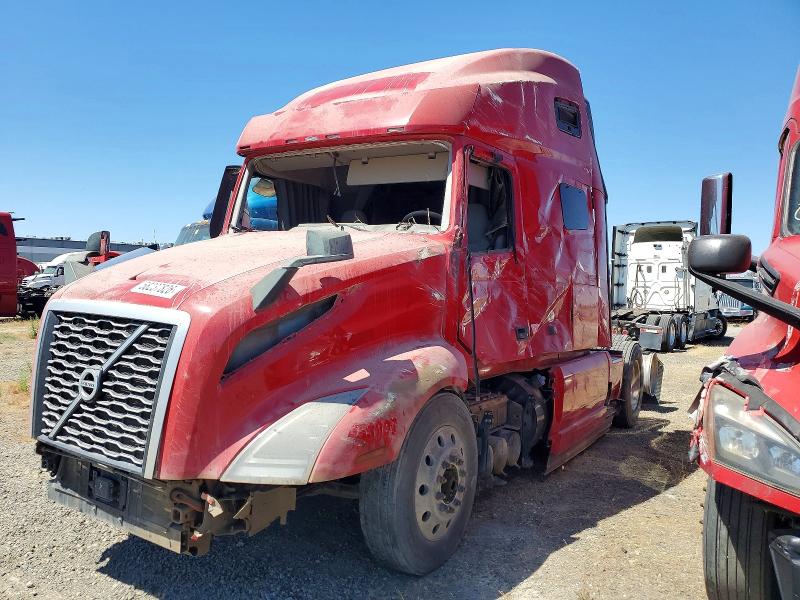 2023 Volvo VIN 4V4NC9EH5PN338477 COPART salvage auction — SIDE, Az - Dis/Dlr/Exp Only Clean Title (P), sold $7,800 on 2026-07-28 (photo 2)