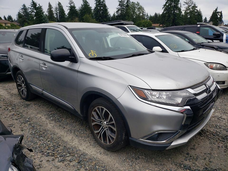 2018 Mitsubishi Outlander VIN JA4AD2A35JJ004211 COPART salvage auction — REAR END, In - Certificate Of Title, sold $2,200 on 2026-07-24 (photo 4)