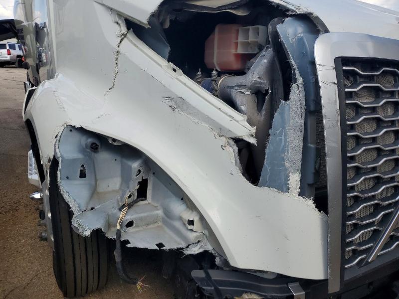 2019 Volvo VIN 4V4NC9EH3KN873574 COPART salvage auction — FRONT END, Oh - Cert Of Title-Salvage, sold $9,900 on 2026-07-21 (photo 9)