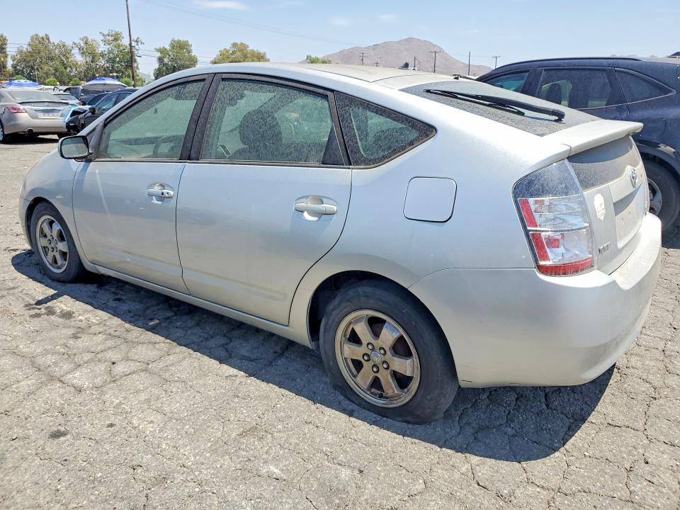 2004 Toyota Prius VIN JTDKB20U340095032 COPART salvage auction — MINOR DENT/SCRATCHES, Ca - Lien Papers-Clean Or Ac, sold $300 on 2026-07-30 (photo 2)
