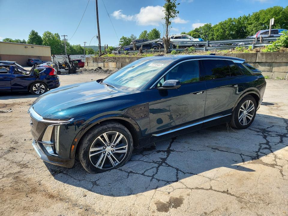 2024 Cadillac Lyriq VIN 1GYKPPRL5RZ139022 — COPART salvage auction photo