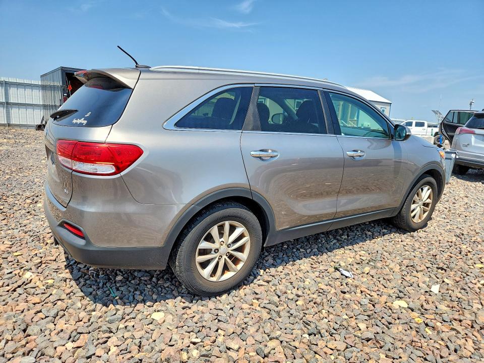 2017 Kia Sorento VIN 5XYPG4A55HG242073 COPART salvage auction — HAIL, MO - CERTIFICATE OF TITLE, sold $1,100 on 2026-07-27 (photo 3)