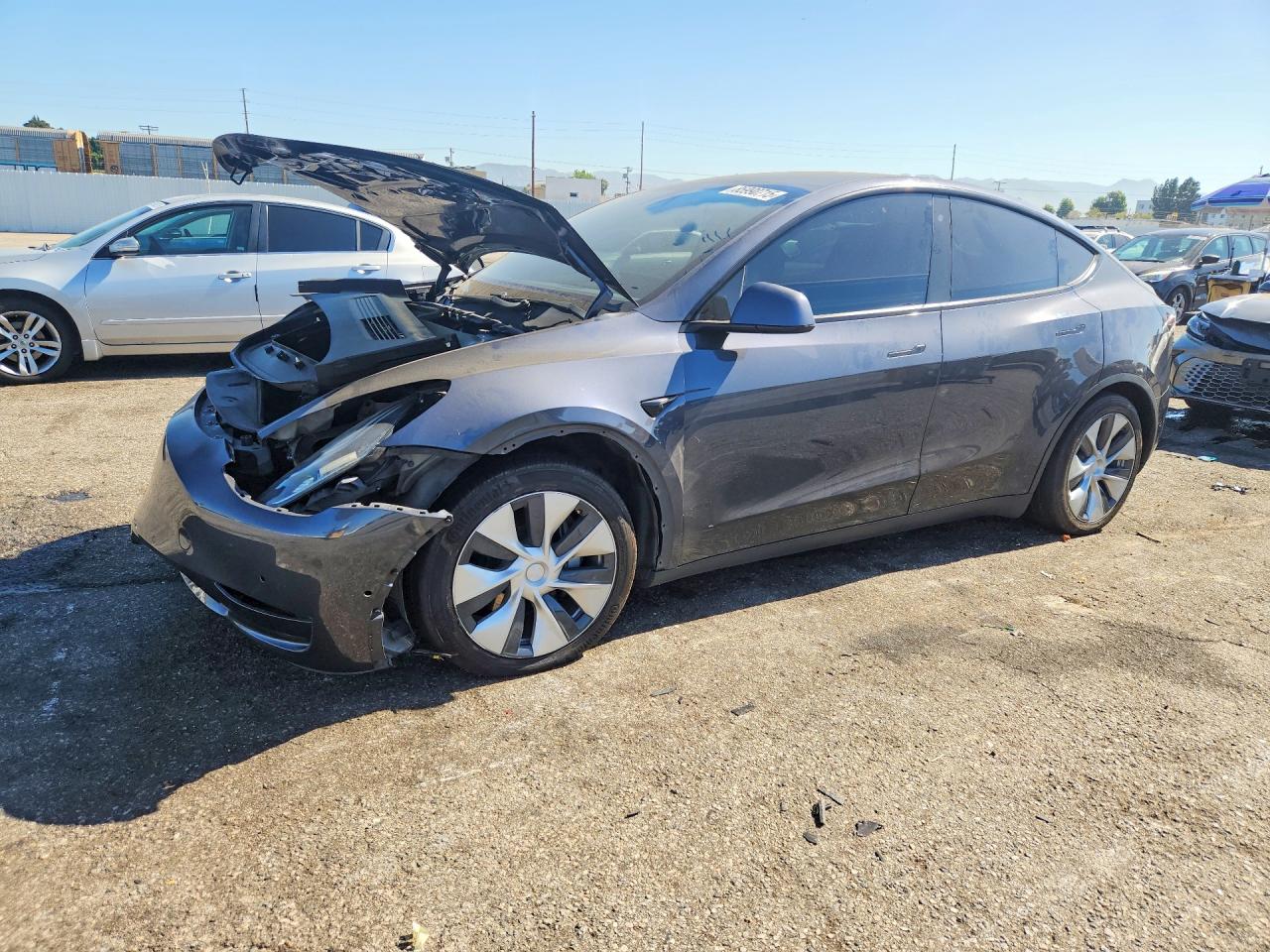 2020 Tesla Model Y VIN 5YJYGDEE9LF017816 — COPART salvage auction photo