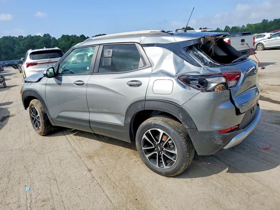 2025 Chevrolet Trailblazer VIN KL79MRSL3SB216808 COPART salvage auction — ROLLOVER, Fl - Certificate Of Destruction, sold $1,600 on 2026-07-30 (photo 2)