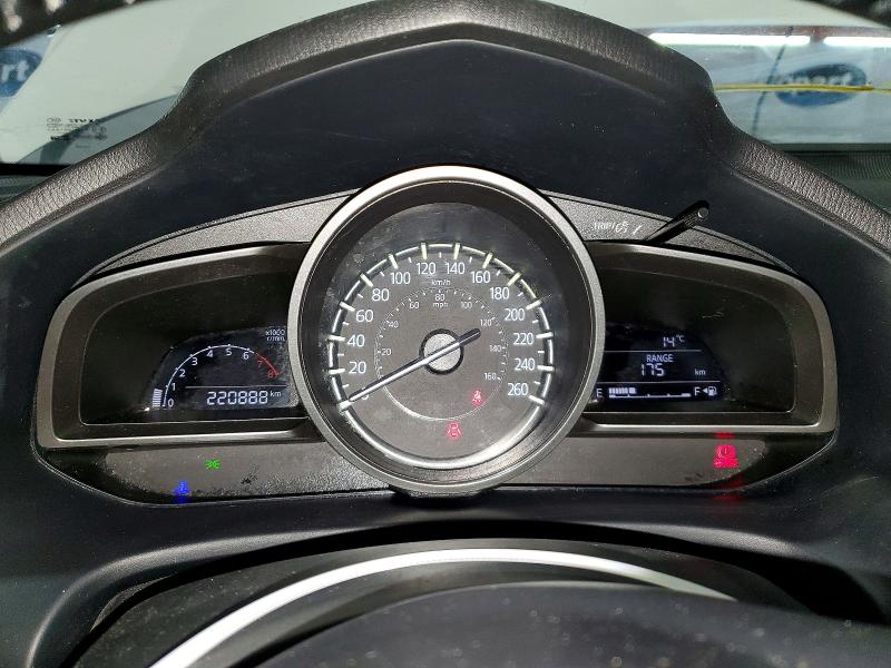 2018 Mazda 3 VIN JM1BN1V72J1173097 COPART salvage auction — NORMAL WEAR, AB - BOS - ACTIVE, sold $1,750 on 2026-07-29 (photo 9)