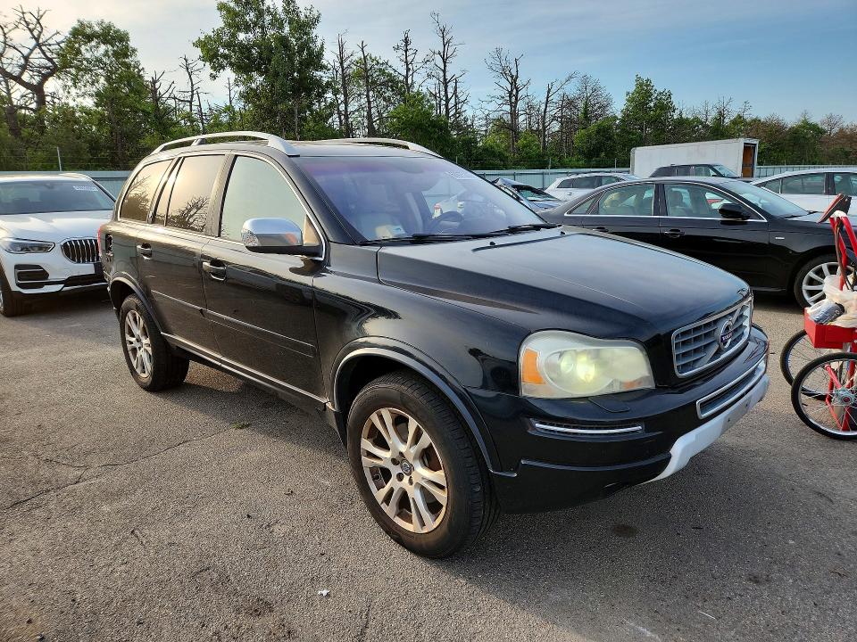 2013 Volvo Xc90 VIN YV4952CZ3D1641879 COPART salvage auction — MINOR DENT/SCRATCHES, Ny - Certificate Of Title, sold $575 on 2026-08-14 (photo 4)