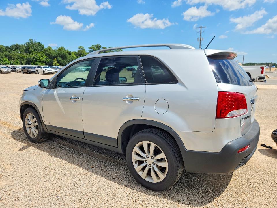 2011 Kia Sorento VIN 5XYKUDA25BG053794 COPART salvage auction — MECHANICAL, MS - CERTIFICATE OF TITLE, sold $325 on 2026-07-28 (photo 2)