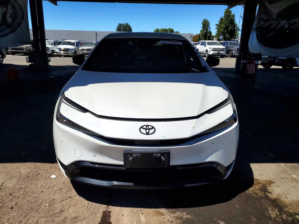 2025 Toyota Prius VIN JTDACAAU6S3053709 COPART salvage auction — REAR END, CA - SALVAGE CERTIFICATE, sold $13,200 on 2026-08-20 (photo 5)