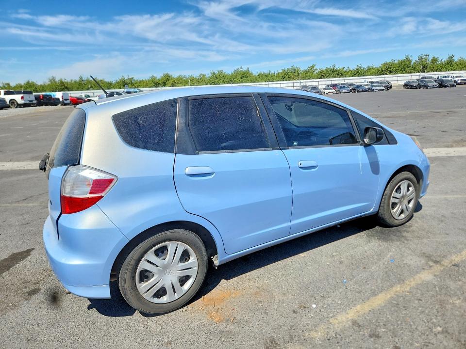 2009 Honda Fit VIN JHMGE88269S021889 COPART salvage auction — SIDE, CA - SALVAGE CERTIFICATE, sold $600 on 2026-07-13 (photo 3)