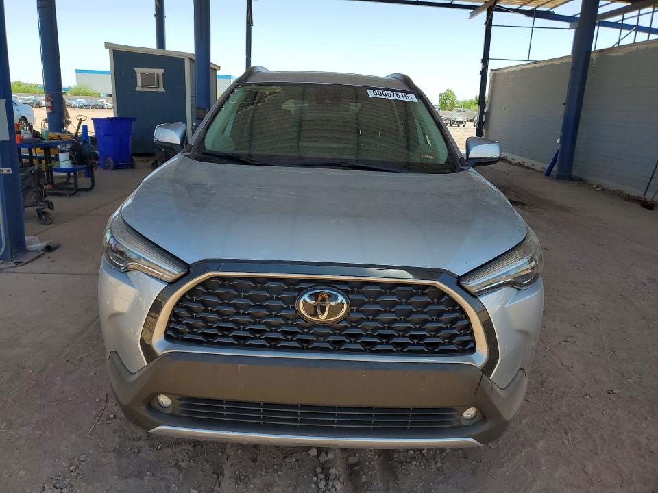 2022 Toyota Corolla cross VIN 7MUEAAAG7NV028375 COPART salvage auction — REAR END, AZ - CERT OF TITLE - SALVAGE, sold $7,200 on 2026-07-23 (photo 5)