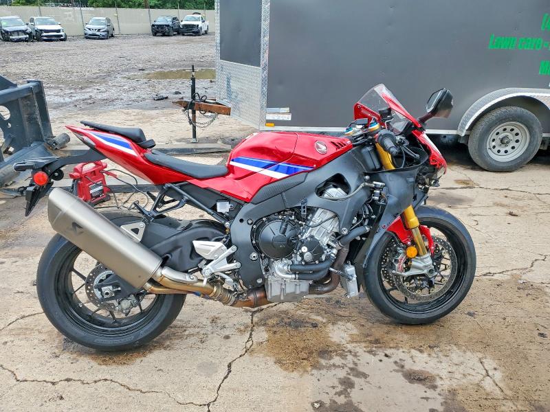 2025 Honda Cbr VIN JH2SC8214SK400338 — COPART salvage auction photo